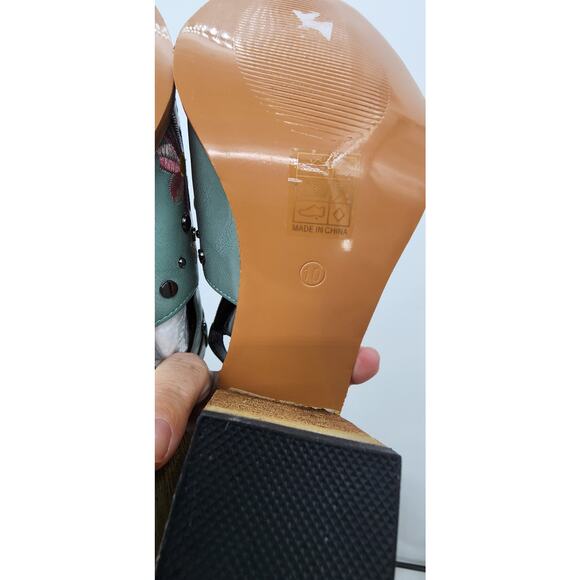 New NWOB Turquoise Floral Booties Size 10 Embroidered Boho Indy - Picture 14 of 15